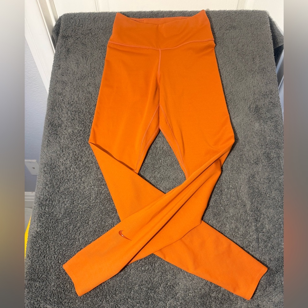 Nike Bright Orange (Terracotta) Leggings- Size XS‎